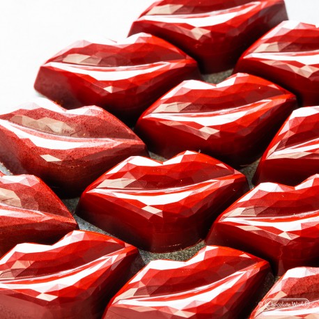 Molde de policarbonato para bombones Lips Facet Chocolate World