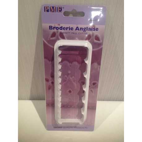 Broderie Anglaise Garret Frill Cutter PME